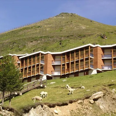 Cosy 1 Chambre, 6 Pers. Proche Centre Et Pistes - Fr-1-404-89 Apartment *